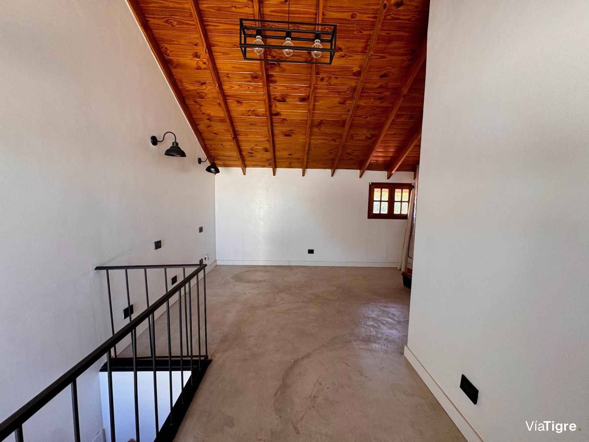 Duplex 5 amb - jardín, parrilla, terraza y cochera