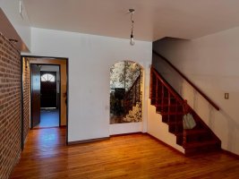 Duplex 5 amb - jardín, parrilla, terraza y cochera