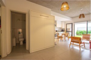 Venta departamento 2 ambientes Olivos con patio