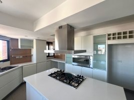 Triplex in Torre Alfaro River View Acassuso