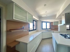 Triplex in Torre Alfaro River View Acassuso