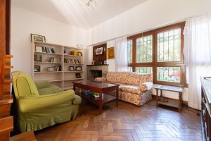 For Sale House in Vicente López - garden and pool