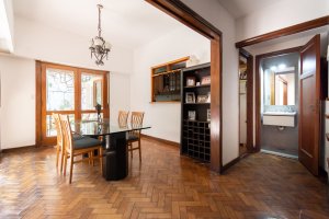 For Sale House in Vicente López - garden and pool