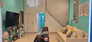 Sale Penthouse Martinez 2‑bedroom Apartment Prof‑Exc Located