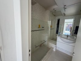 House For Sale 4‑bedroom Martinez Garage Pool Exchange