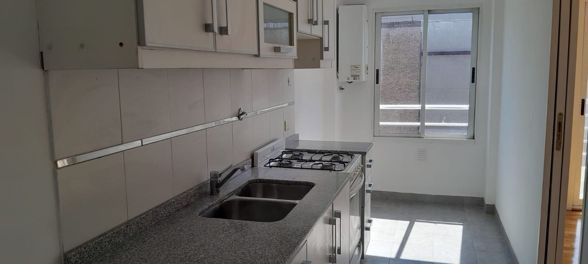 Venta Depto. 2 Amb. Olivos a metros de Maipú