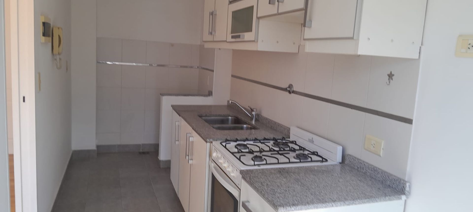 Venta Depto. 2 Amb. Olivos a metros de Maipú