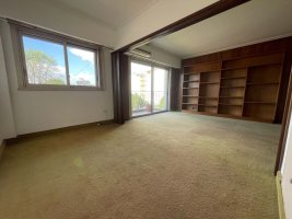 For Rent Apartment 4‑bedroom with dependency in Olivos