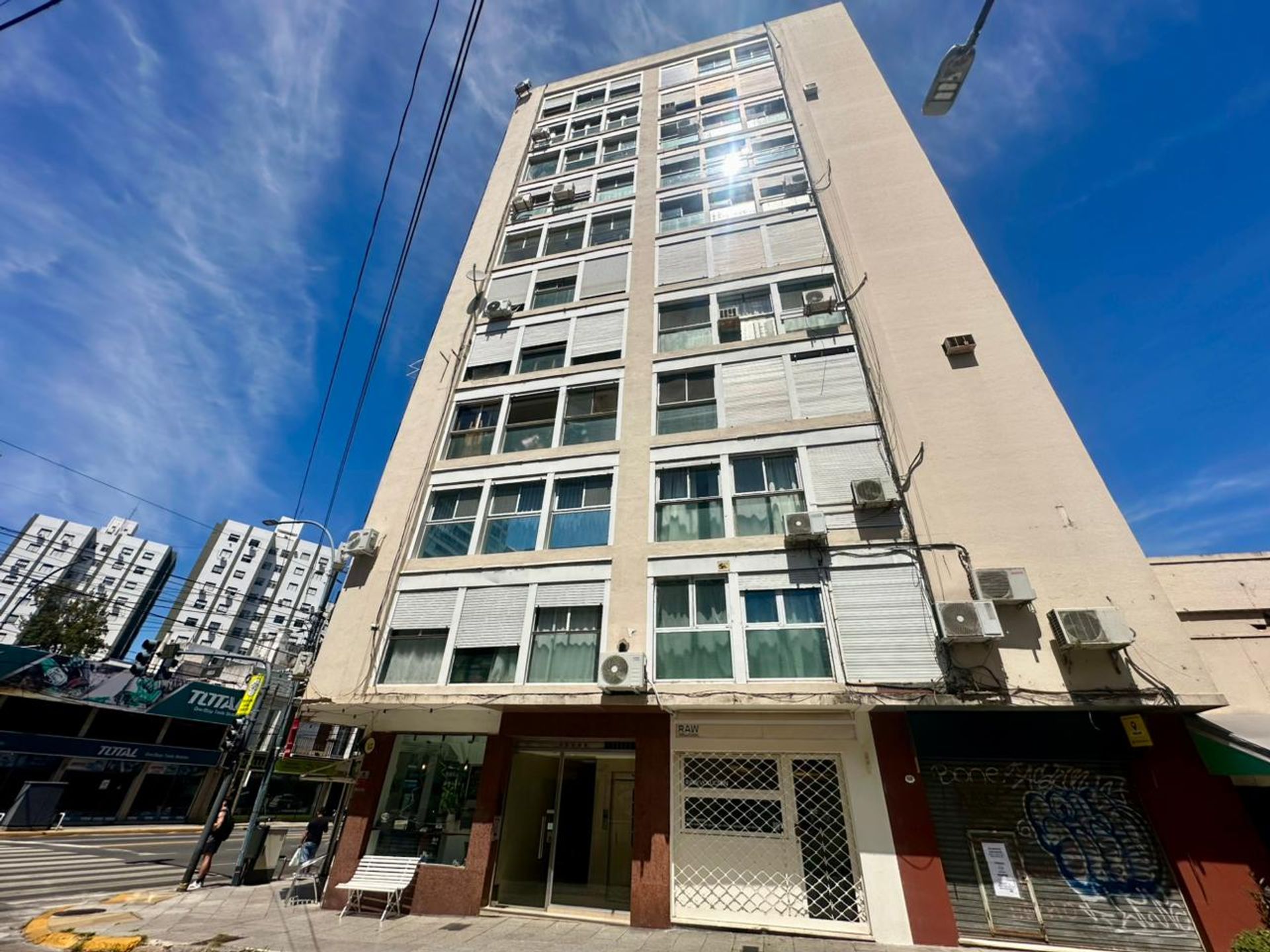 Depto. 3 amb - Roca y Av. Libertador - Florida