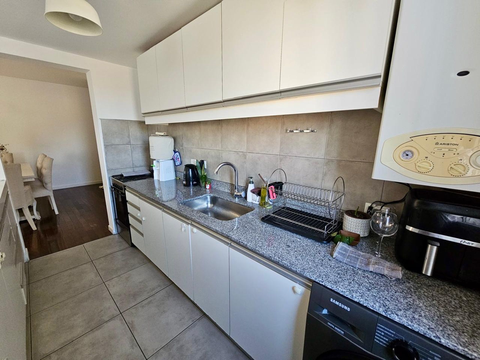 Departamento 3 ambientes con cochera y amenities