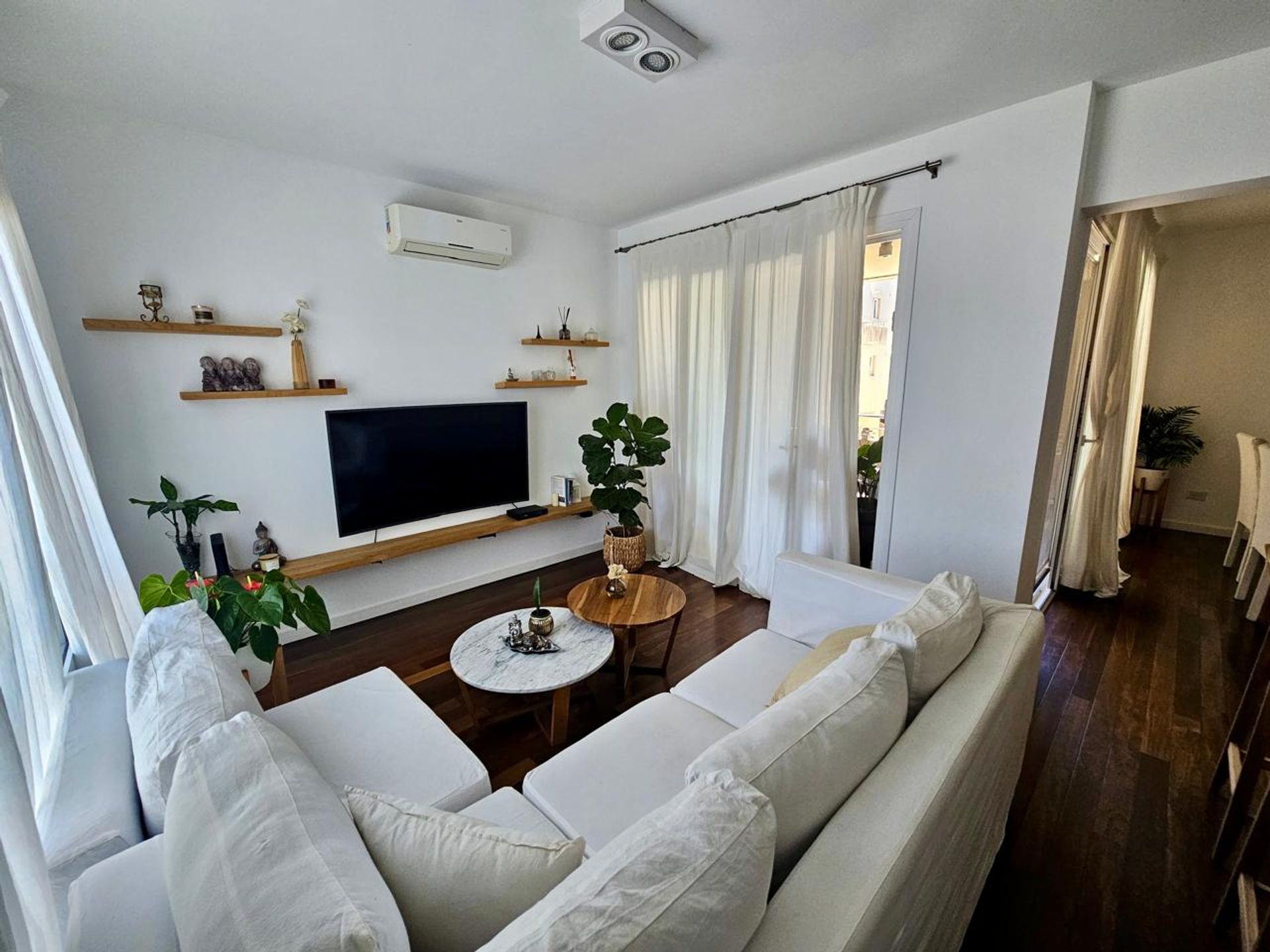 Departamento 3 ambientes con cochera y amenities