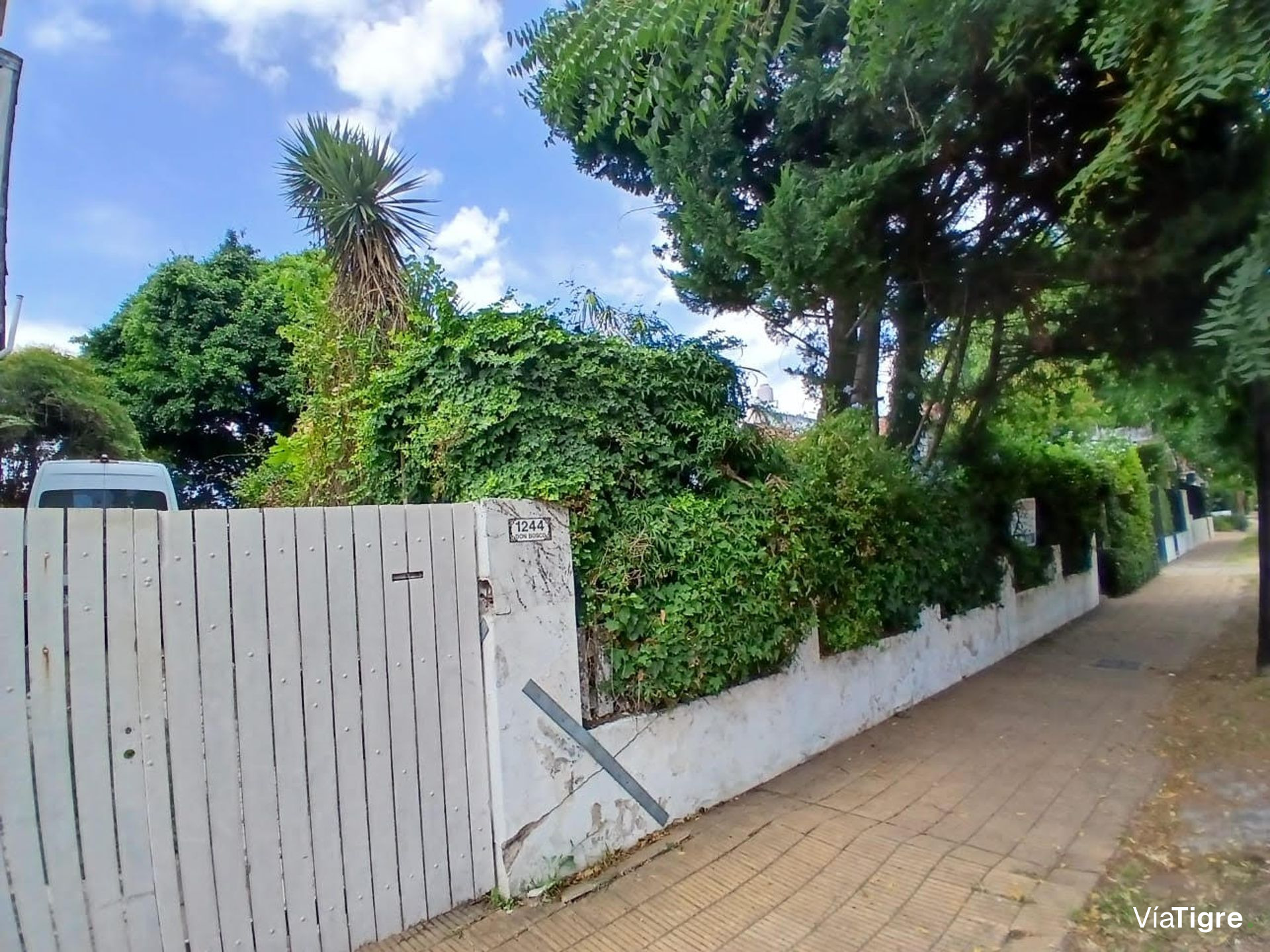 Oportunidad , dos casas a refaccionar.San Isidro.