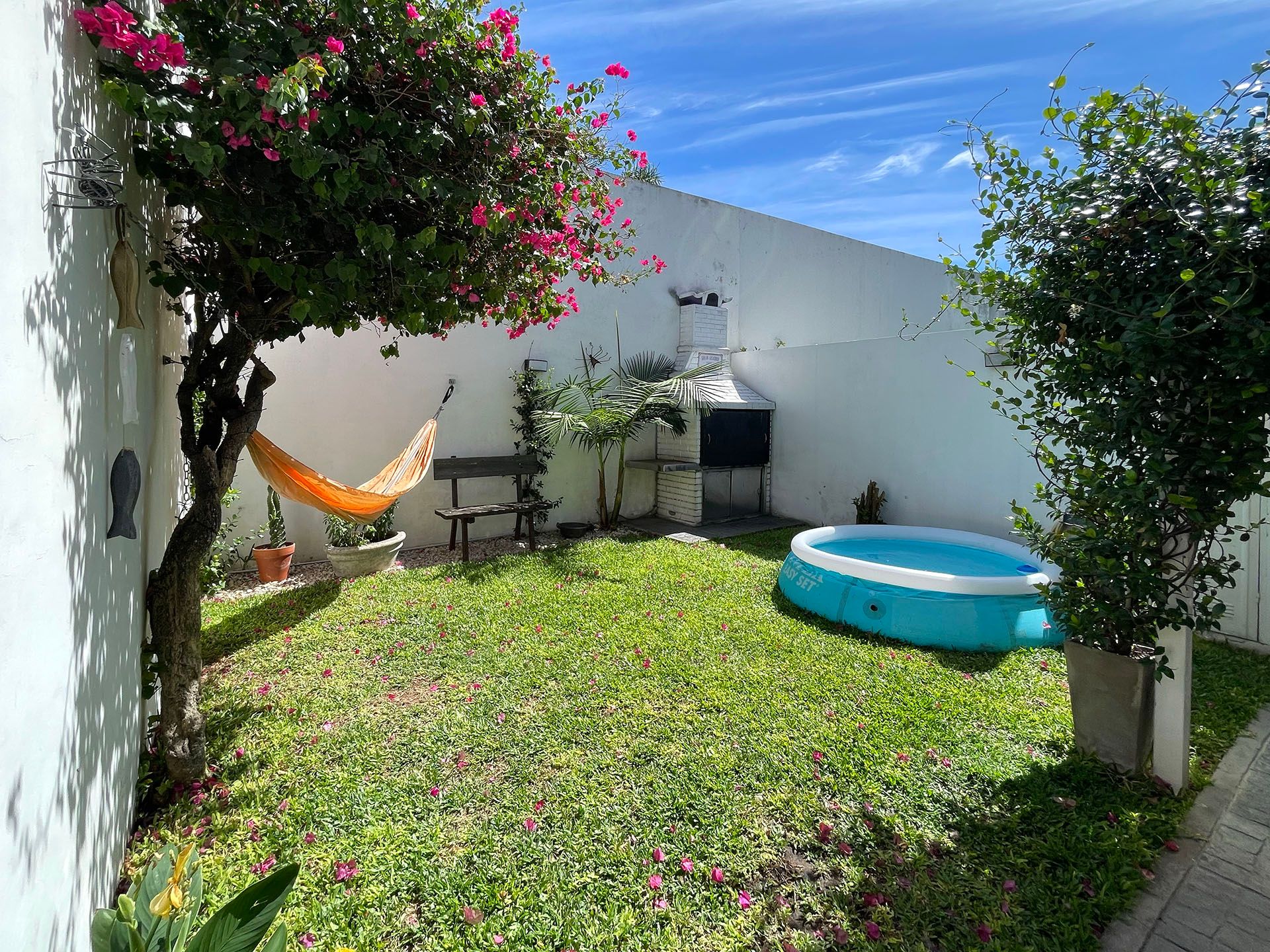 Casa triplex 5 amb en Olivos con jardín y cochera
