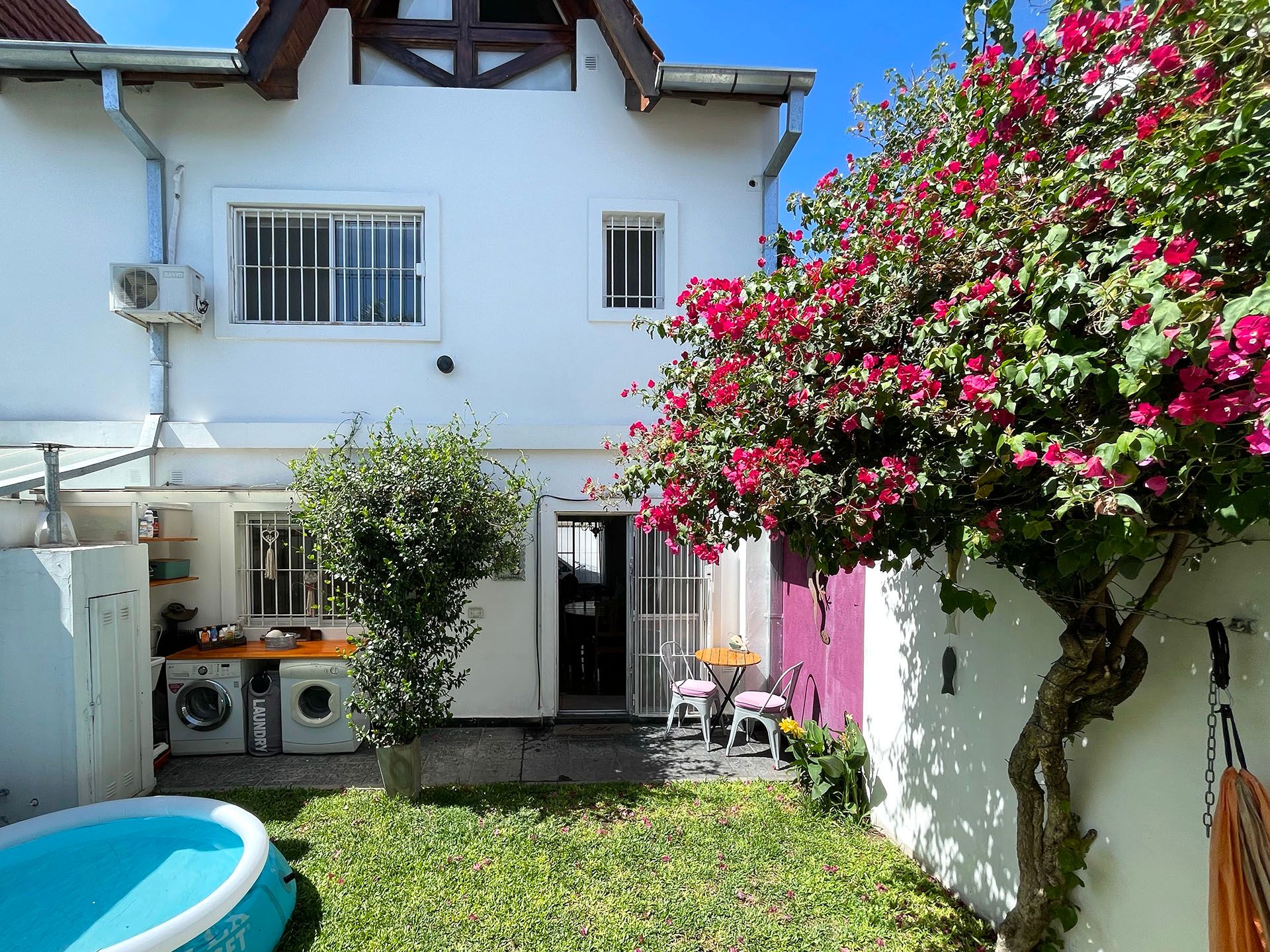 Casa triplex 5 amb en Olivos con jardín y cochera