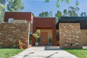 Casa En Venta En Barrio Cerrado El Encuentro 6 Amb