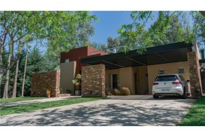 Casa En Venta En Barrio Cerrado El Encuentro 6 Amb