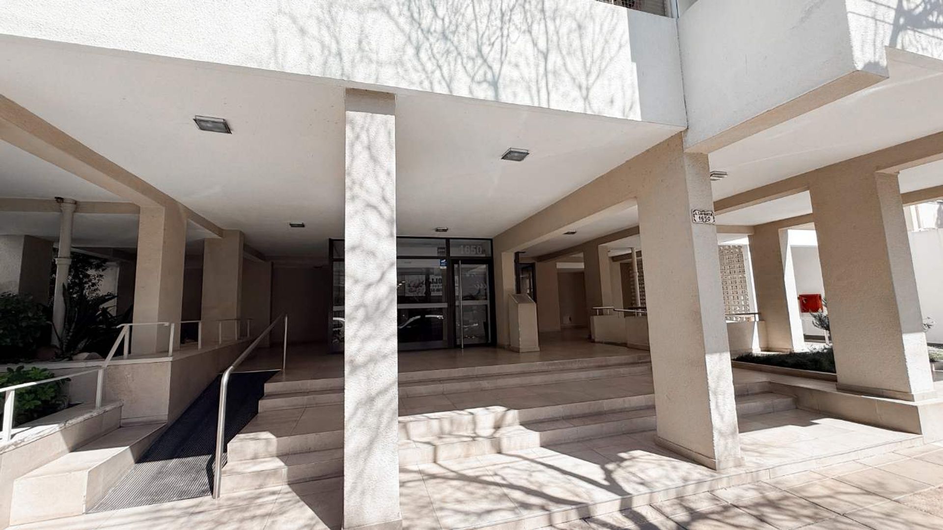 VENTA depto 3 ambientes con cochera FLORIDA ESTE
