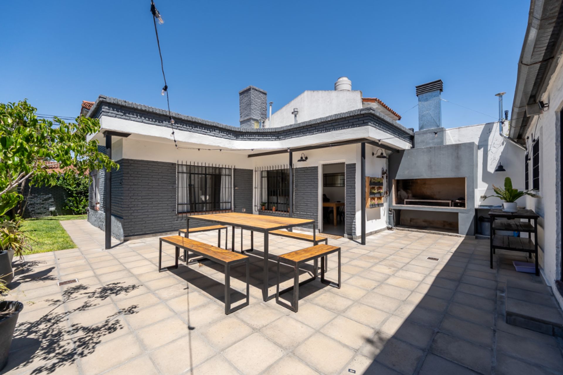 venta casa 4 amb con cochera refaccionada