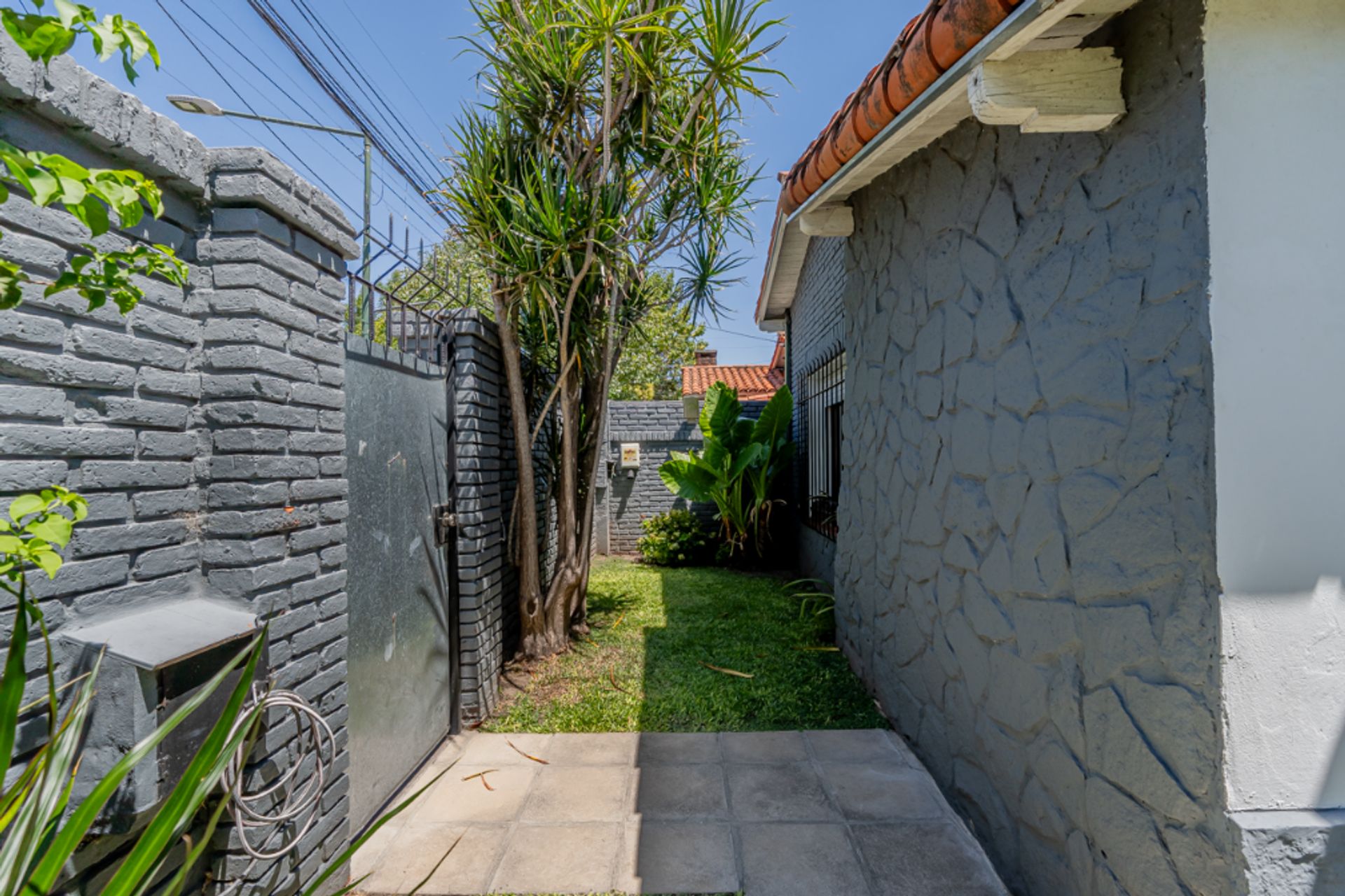 venta casa 4 amb con cochera refaccionada