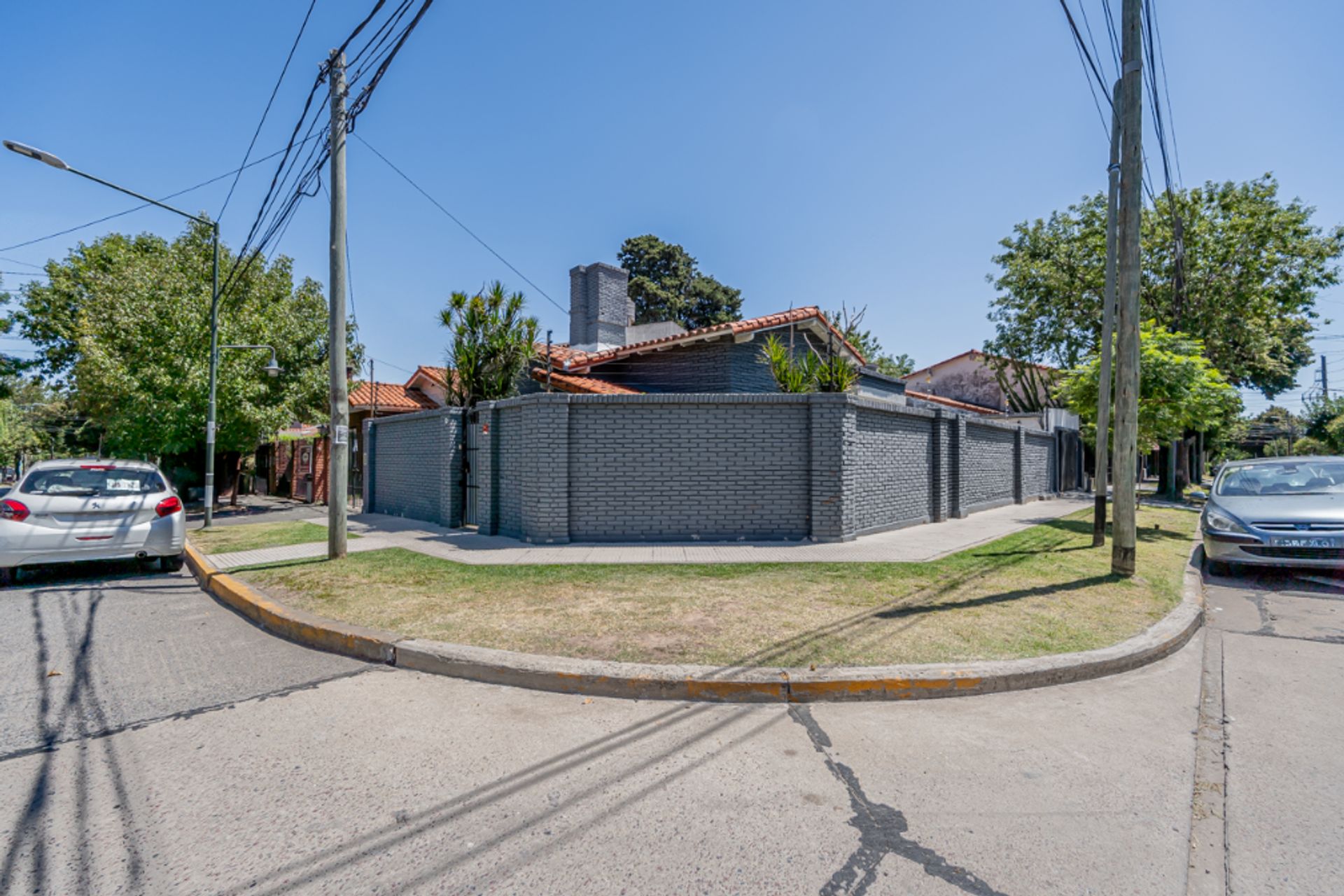 venta casa 4 amb con cochera refaccionada