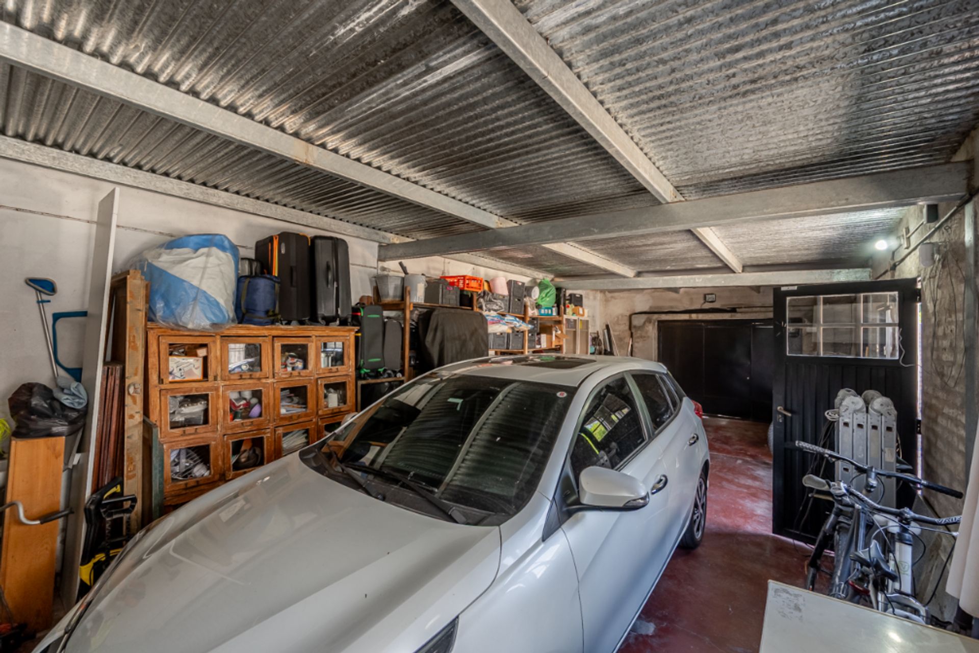 venta casa 4 amb con cochera refaccionada