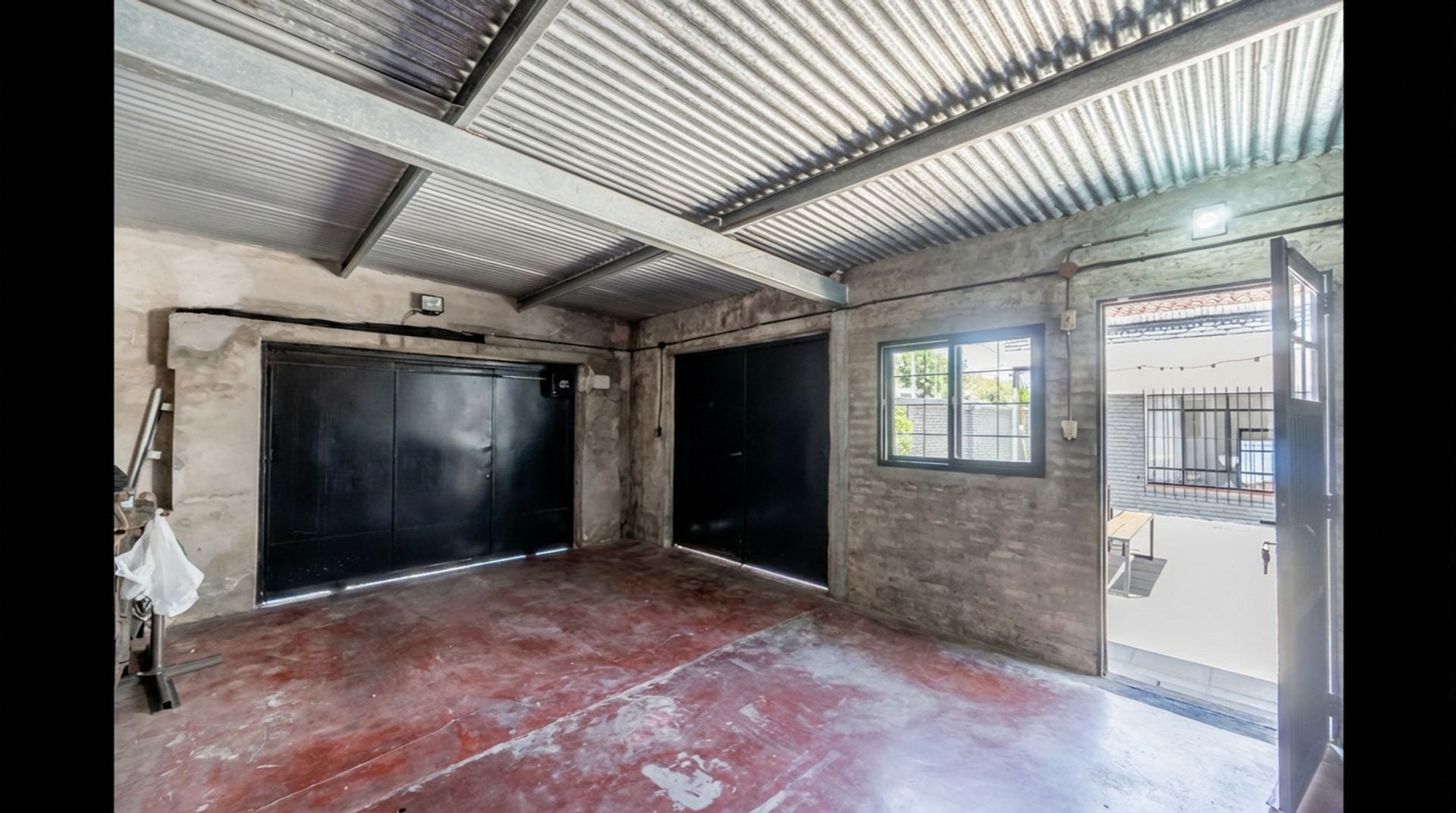 venta casa 4 amb con cochera refaccionada
