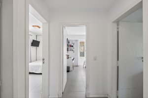 For Sale House 3-bedroom with garage renovated