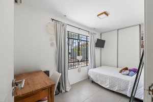 For Sale House 3-bedroom with garage renovated