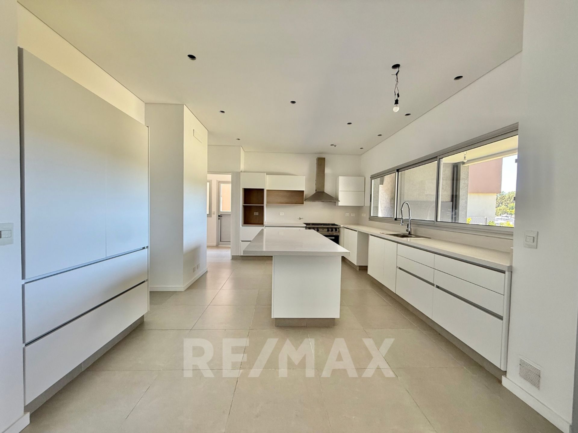 Venta casa al Rio -Tigre - B San Juan- 6 amb