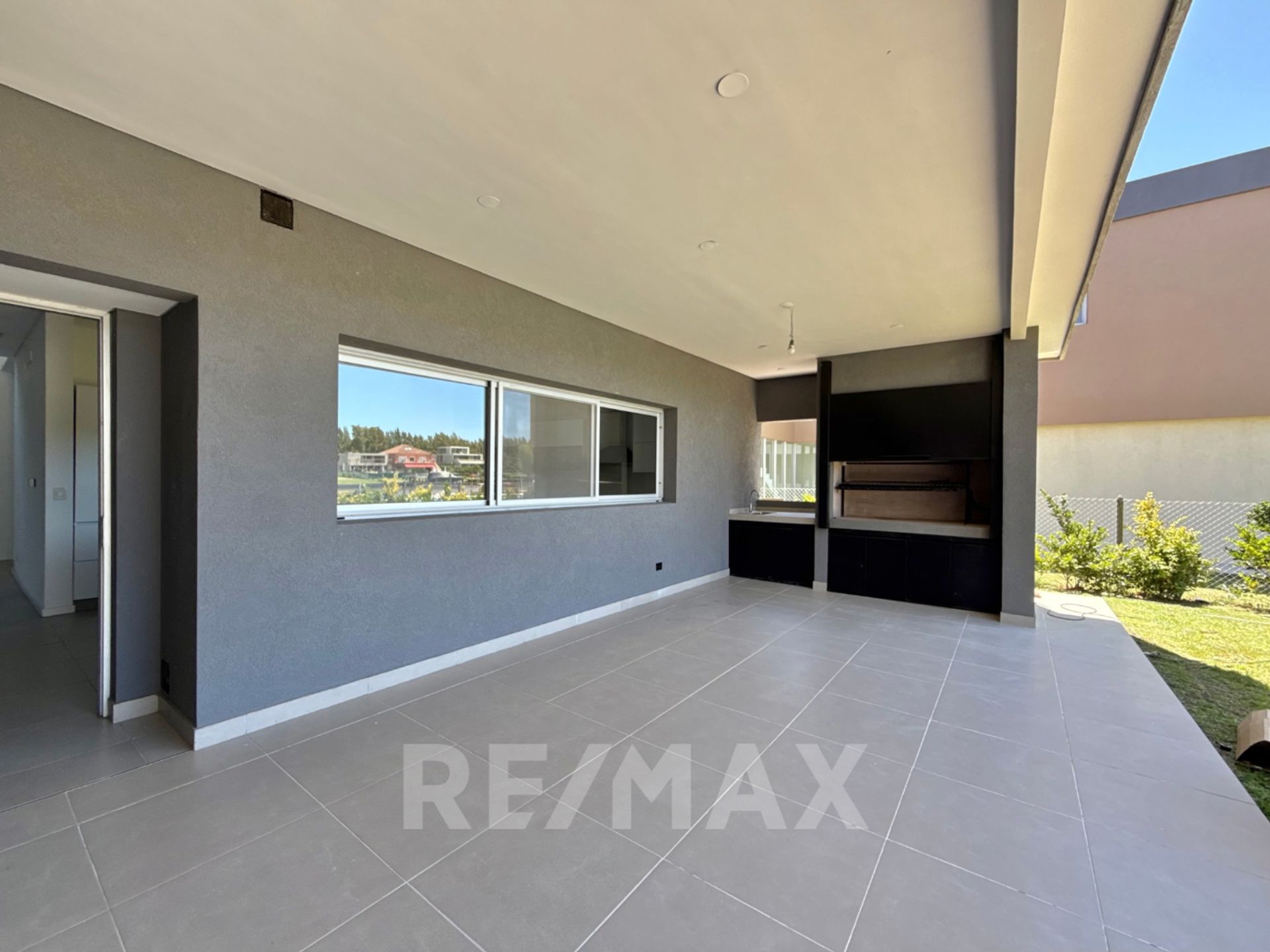 Venta casa al Rio -Tigre - B San Juan- 6 amb