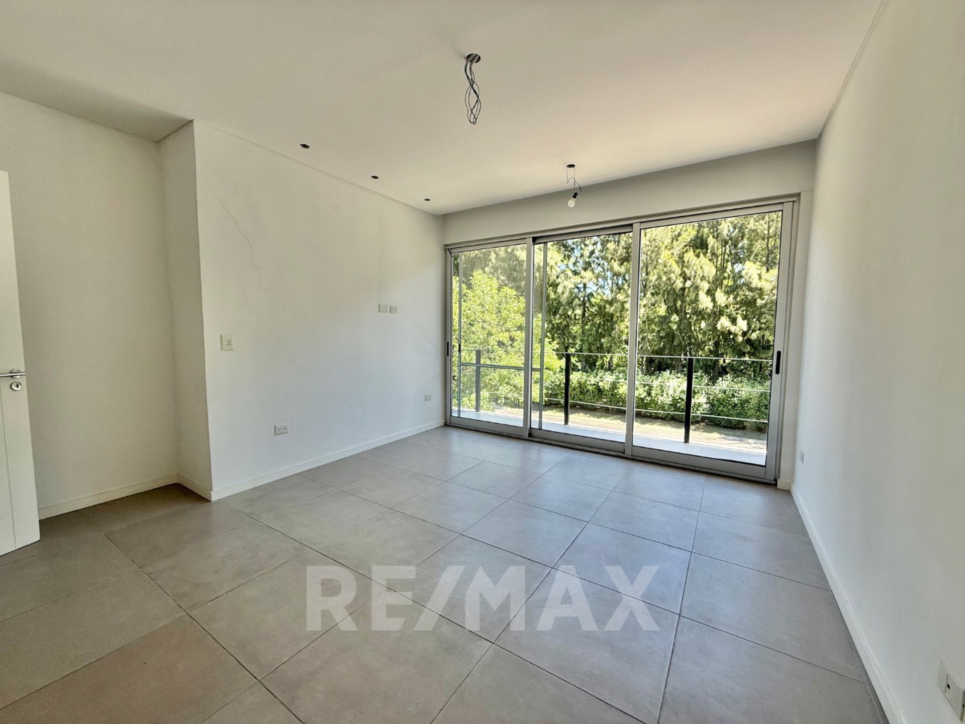 Venta casa al Rio -Tigre - B San Juan- 6 amb