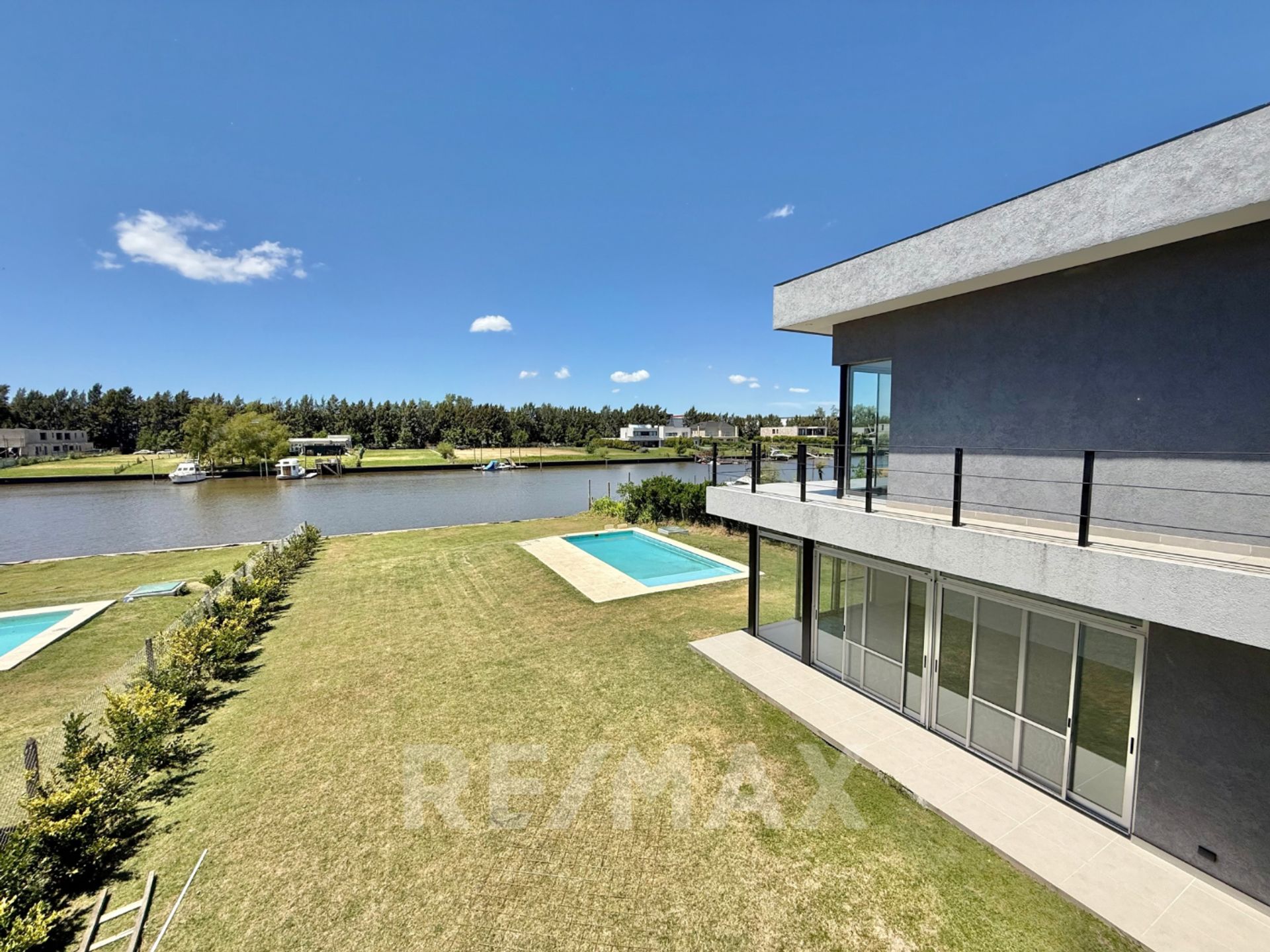 Venta casa al Rio -Tigre - B San Juan- 6 amb