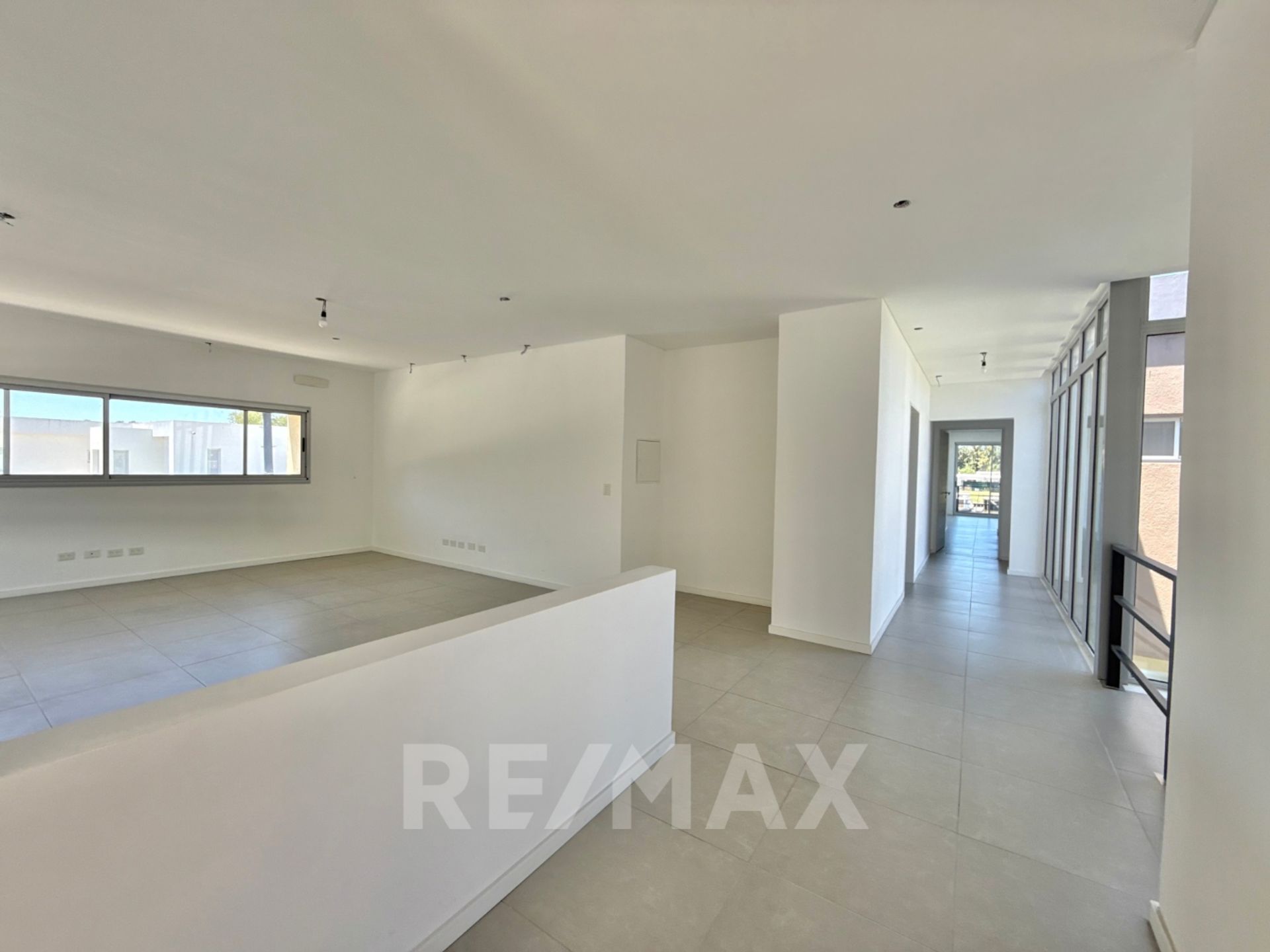 Casa venta B°nautico San Juan al rio Lujan-Tigre