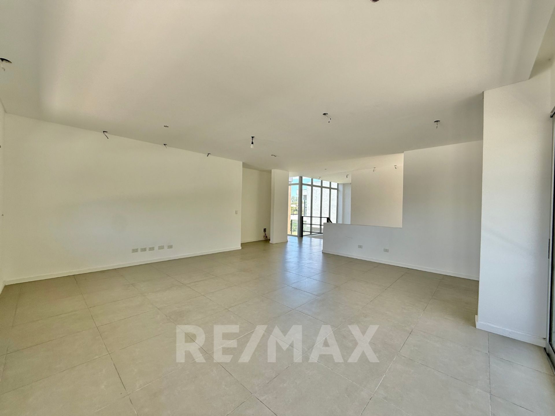 Casa venta B°nautico San Juan al rio Lujan-Tigre