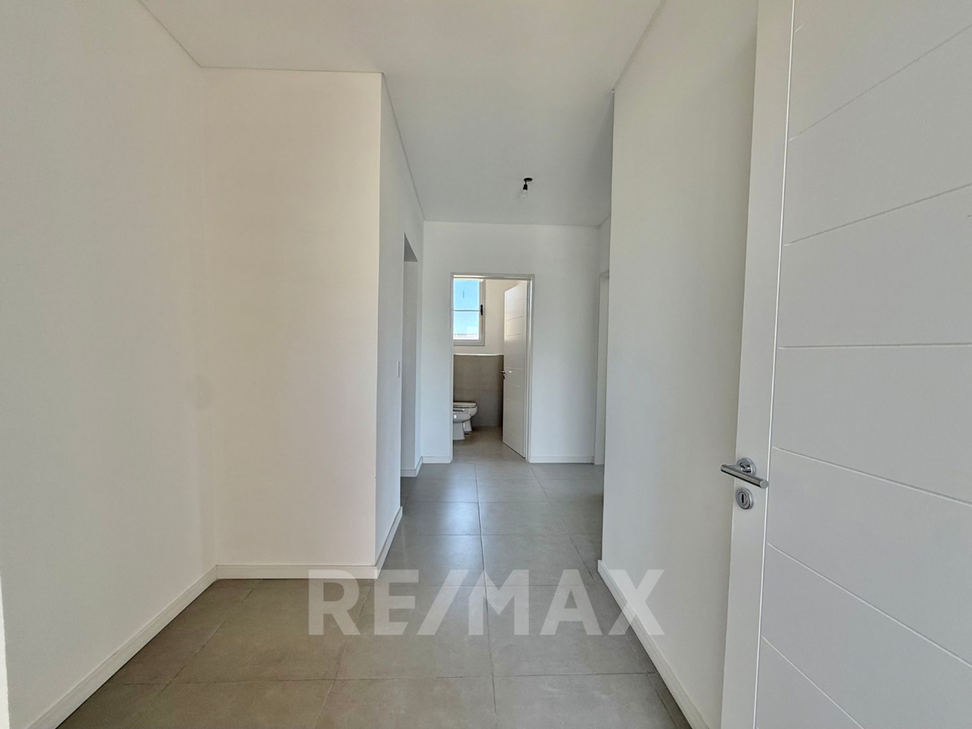 Casa venta B°nautico San Juan al rio Lujan-Tigre