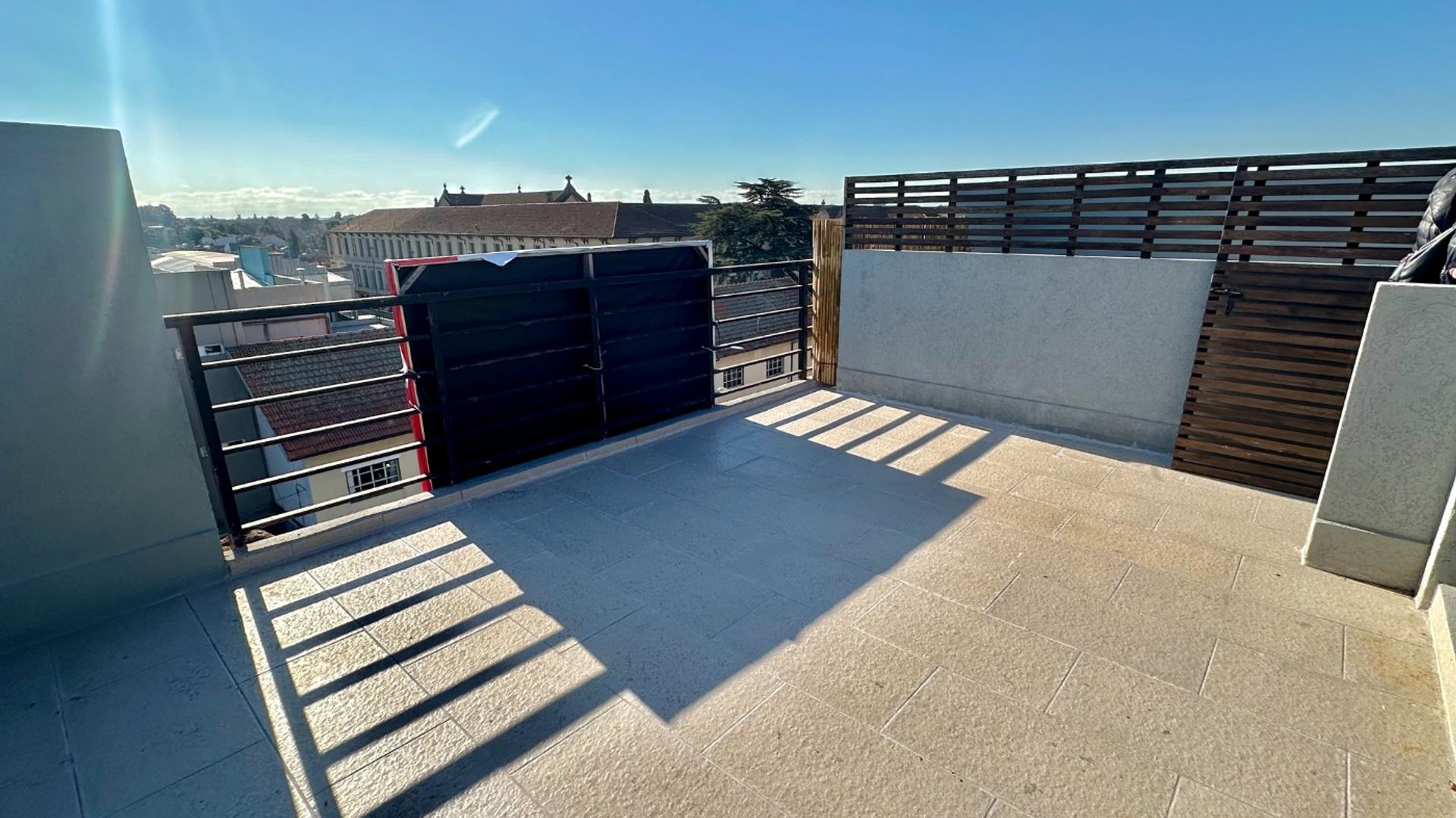 Alquiler Depto 3 Ambientes Con Terraza Y Cochera