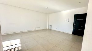 Alquiler Depto 3 Ambientes Con Terraza Y Cochera