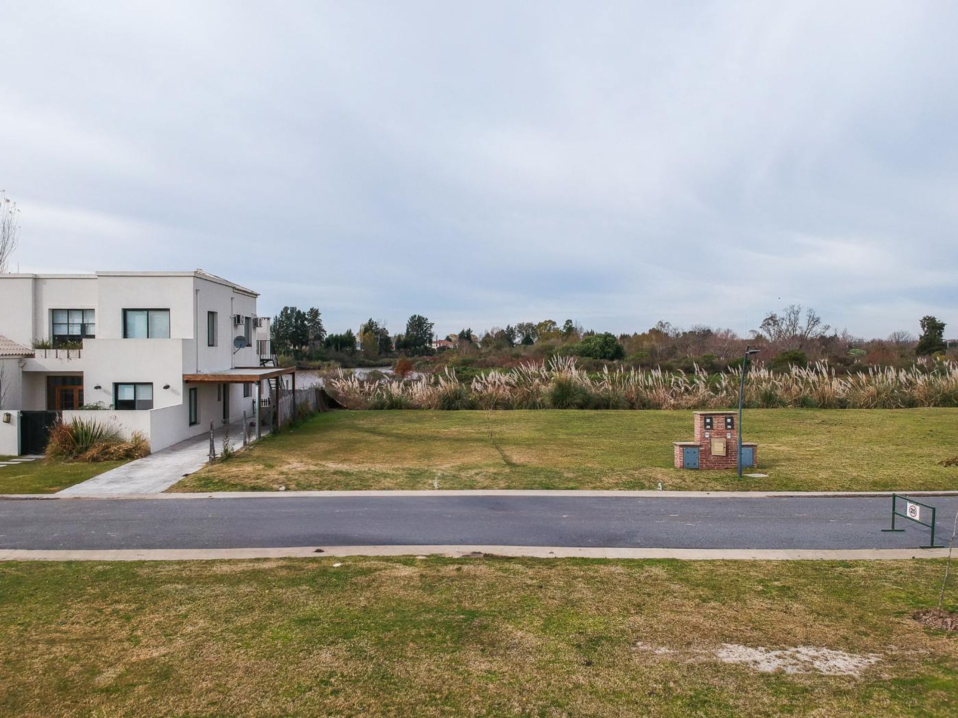 Venta Lote Al Rio Barrio El Canal - Villanueva