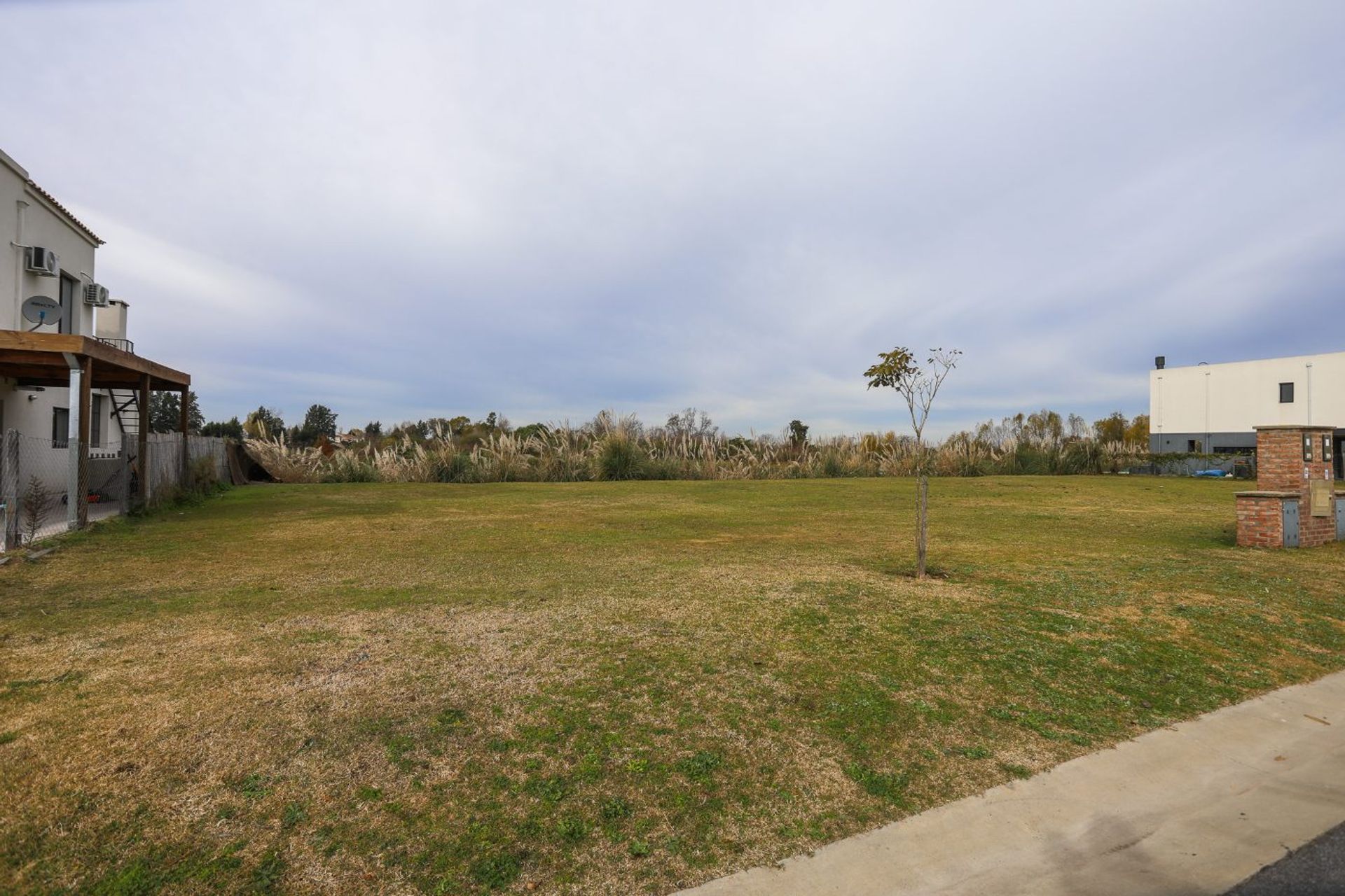 Venta Lote Al Rio Barrio El Canal - Villanueva
