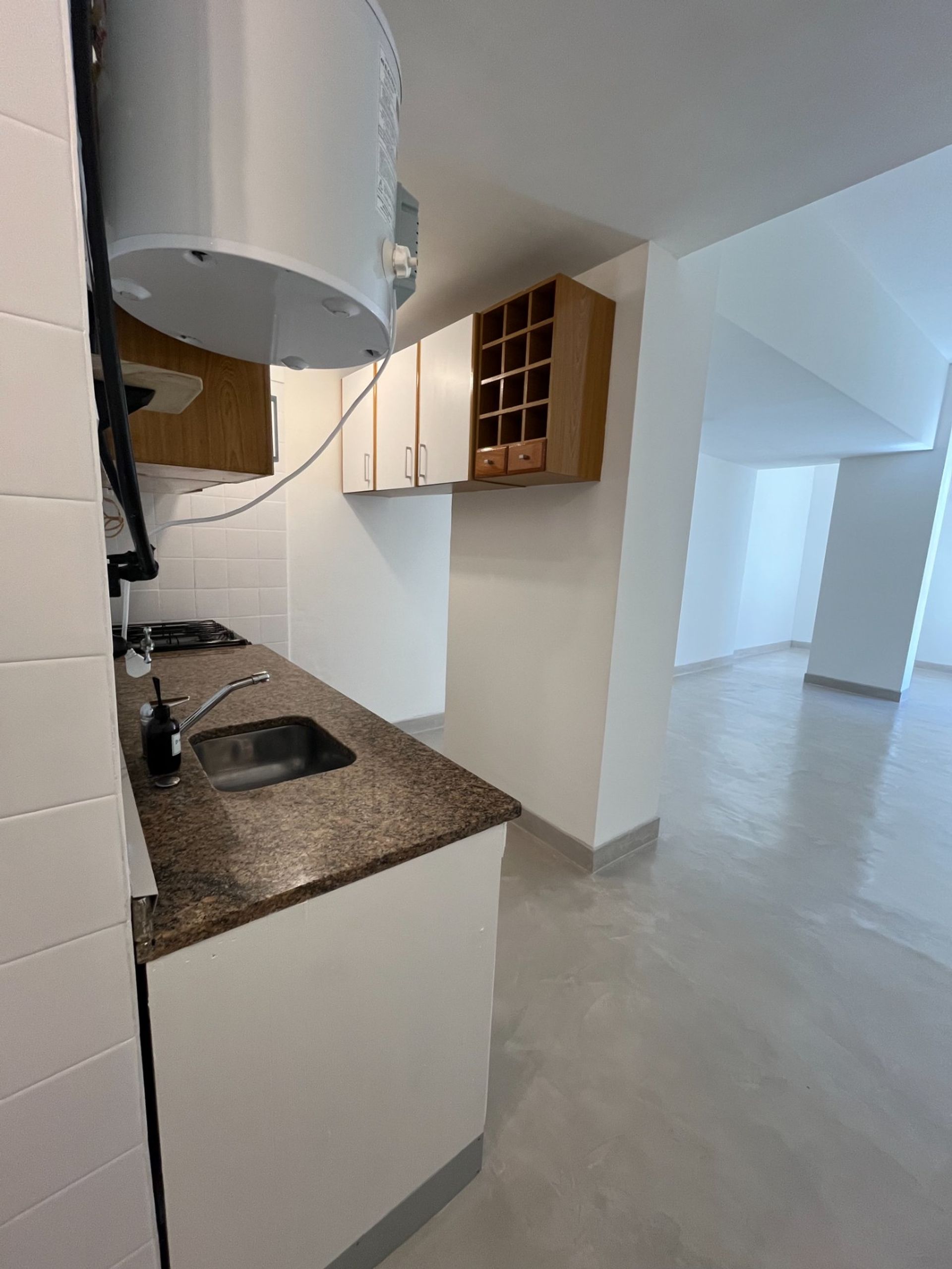 For Rent 1-Bedroom in Vicente Lopez