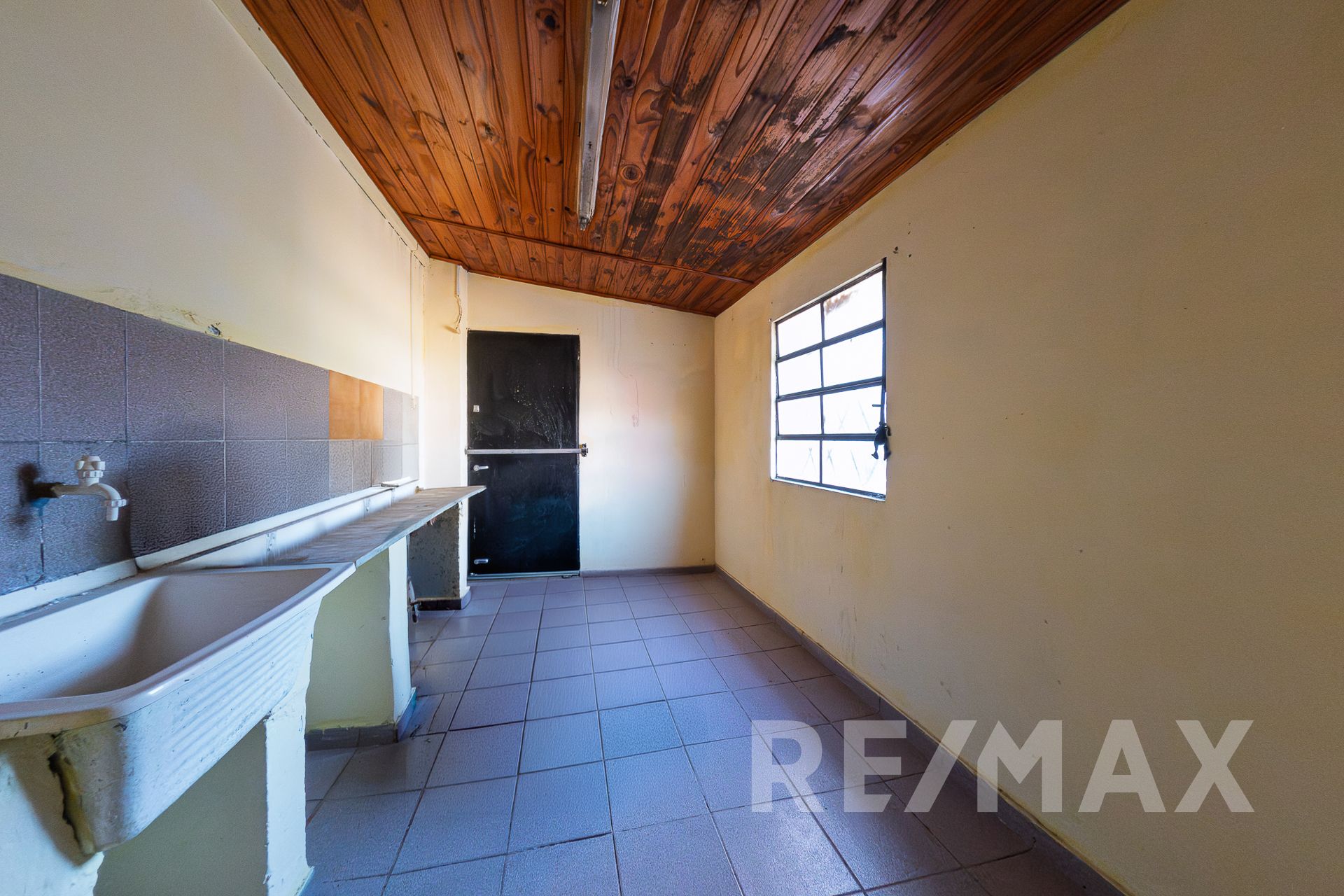 Venta Casa 3 Amb + Monoambiente Lote propio 324 m2