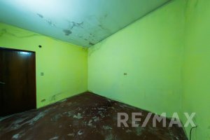 Venta Casa 3 Amb + Monoambiente Lote propio 324 m2