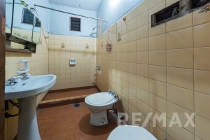 Venta Casa 3 Amb + Monoambiente Lote propio 324 m2