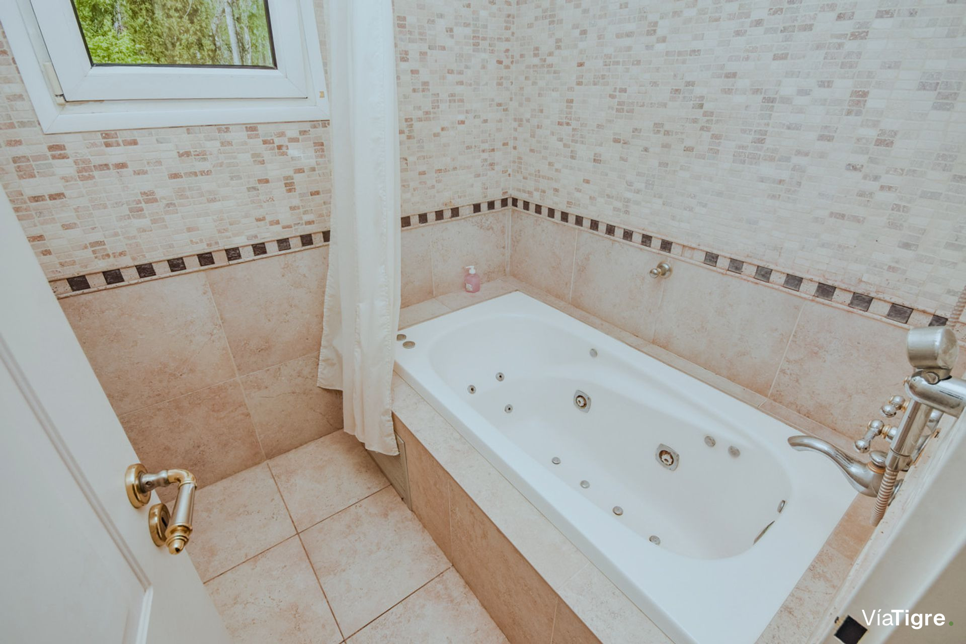 Venta casa residencial 7 amb, Tigre