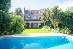 House For Sale Neighborhood La Merced