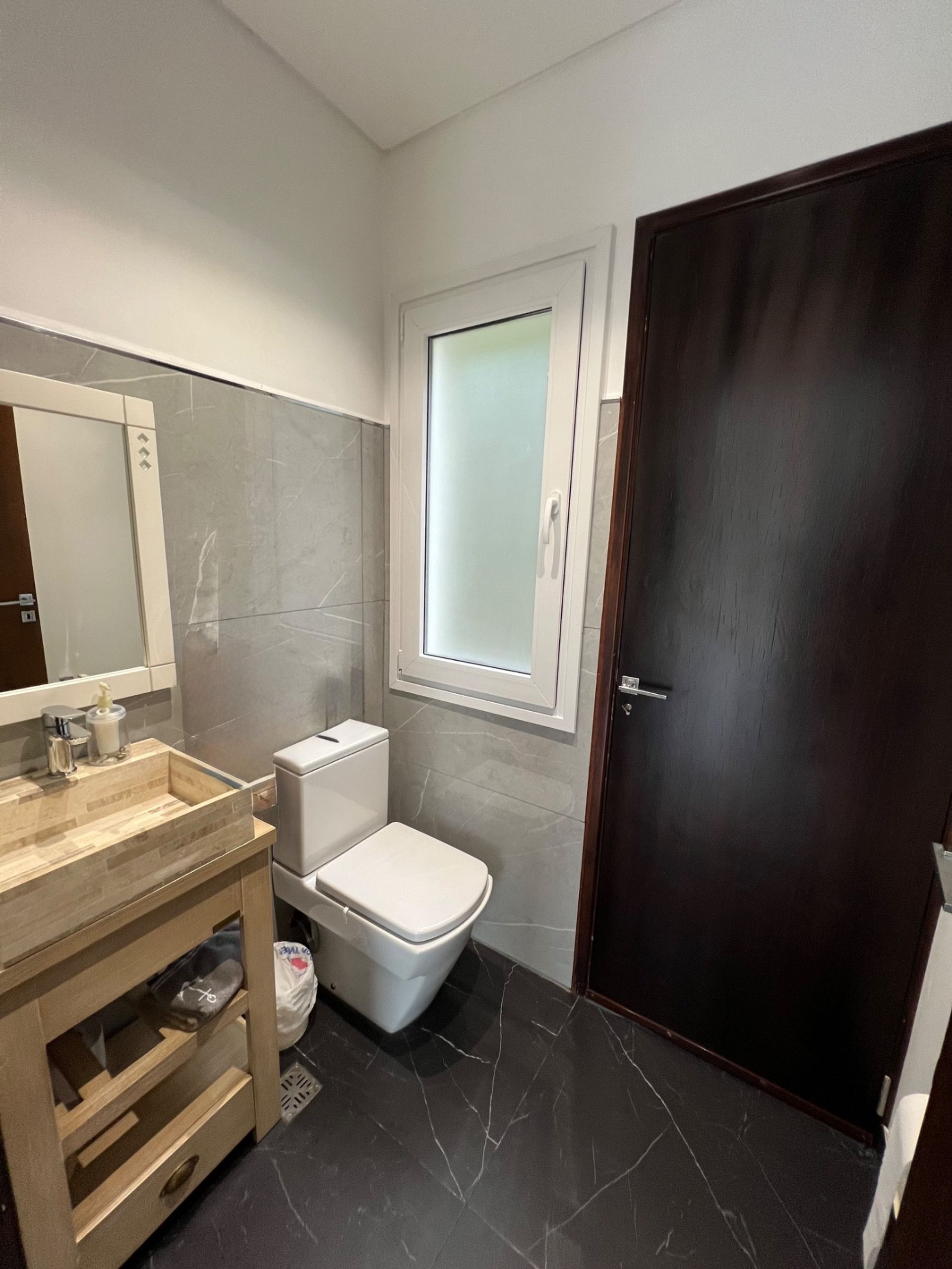 Venta casa al lago barrio El Golf, Nordelta