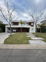 Venta casa al lago barrio El Golf, Nordelta