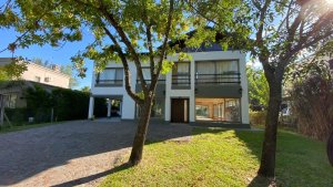 Casa En Venta 7 Amb San Isidro Labrador Villanueva