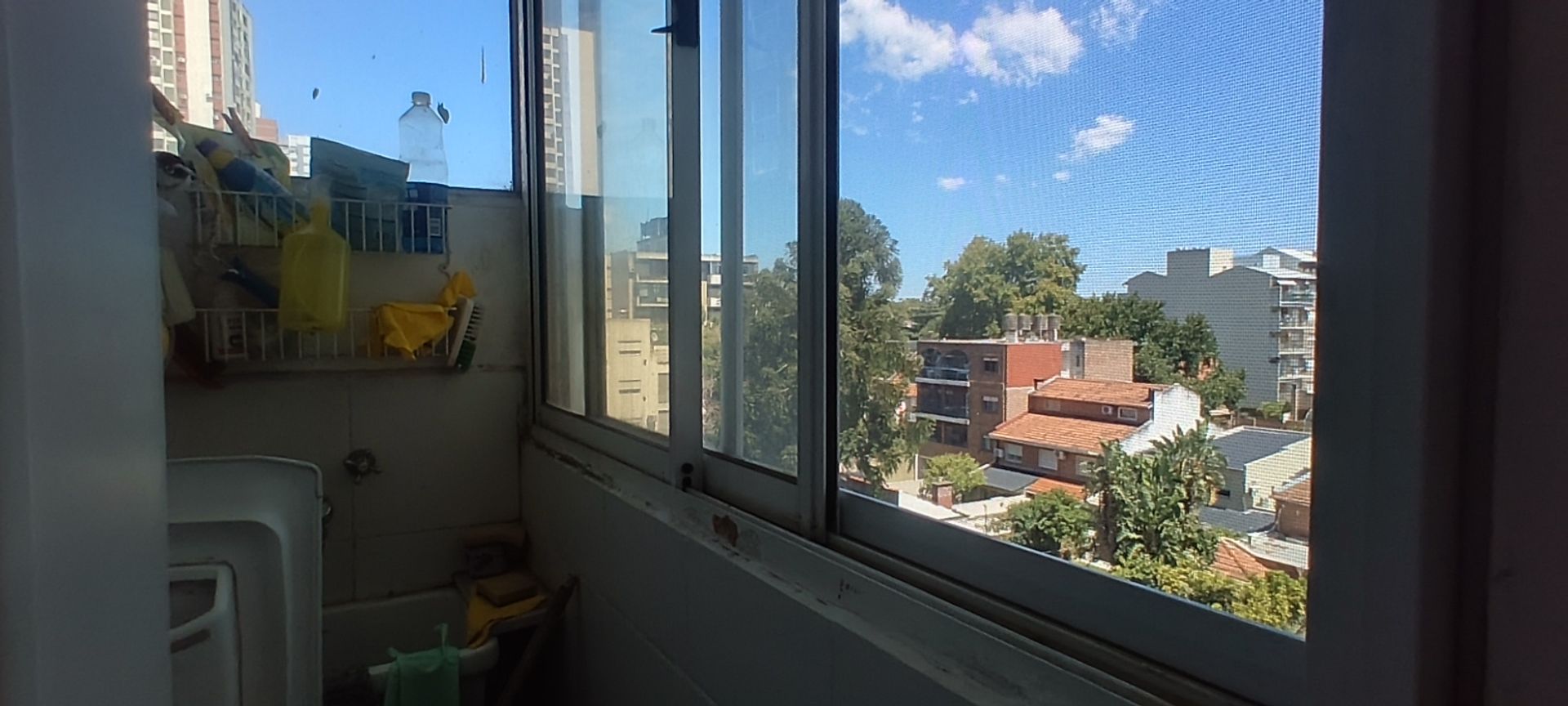 Alquiler departamento 2 ambientes Olivos balcón