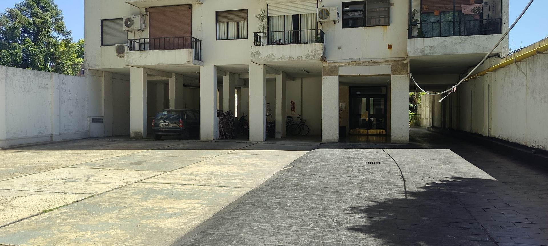 Alquiler departamento 2 ambientes Olivos balcón